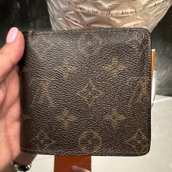 Louis Vuitton Monogram Canvas Leather coins Wallet in fair to good condition - Picture 3 of 14
